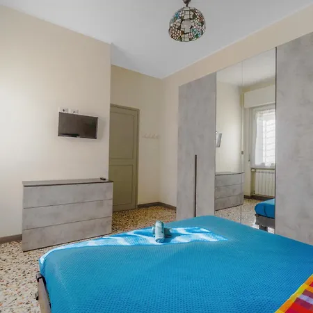 Casa A 2 Passi Dal Lago, Con Parcheggio Angera